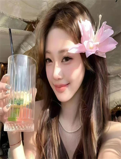 重新认识《亲爱的她们》的创作历程与幕后花絮——商业与艺术的平衡